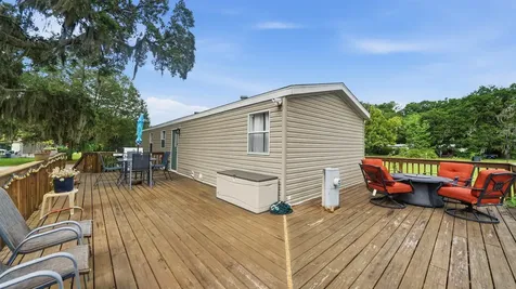 110 Fleming Avenue Satsuma FL 32189