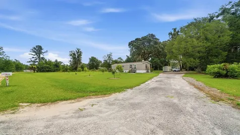 110 Fleming Avenue Satsuma FL 32189