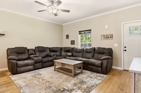 10690 Beckenger Avenue Hastings FL 32145
