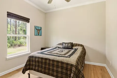 10690 Beckenger Avenue Hastings FL 32145