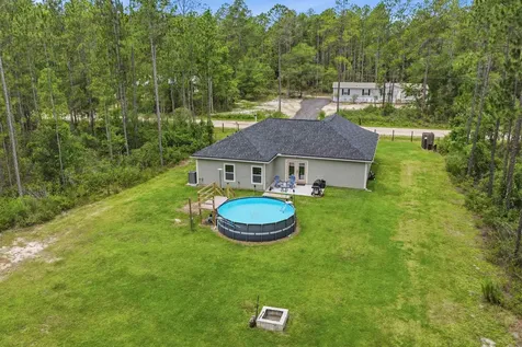 10690 Beckenger Avenue Hastings FL 32145