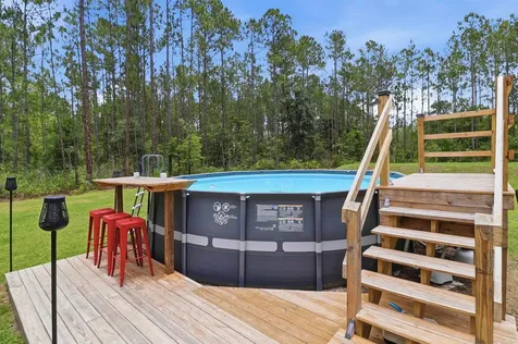 10690 Beckenger Avenue Hastings FL 32145