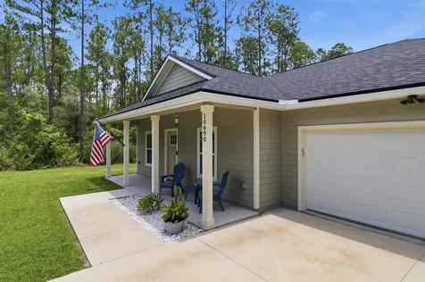 10690 Beckenger Avenue Hastings FL 32145