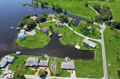3943 NW 219th Street Road Micanopy FL 32667