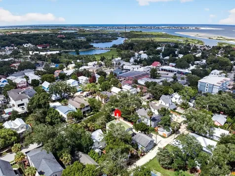 13 Rohde Avenue St Augustine FL 32084