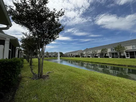 7180 Stonelion Circle Jacksonville FL 32258-6049