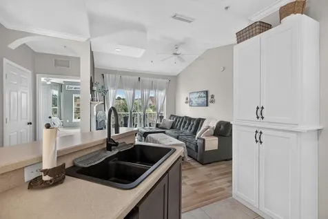 245 Old Village Center Cir+storage #7309 St Augustine FL 32084