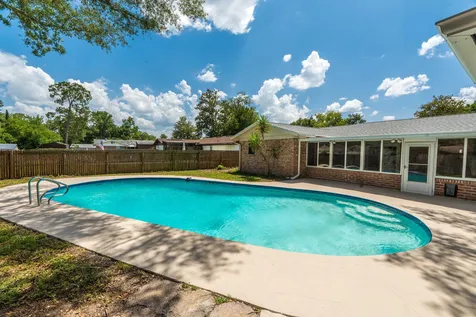 1633 Bay Circle Orange Park FL 32073