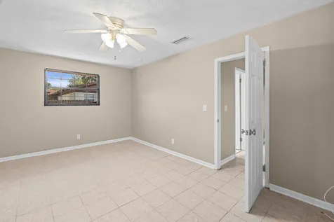 1633 Bay Circle Orange Park FL 32073