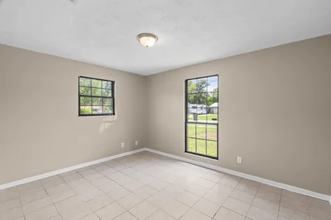 1633 Bay Circle Orange Park FL 32073