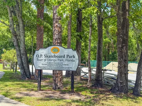 1633 Bay Circle Orange Park FL 32073