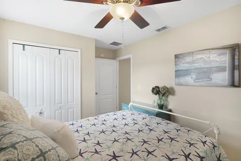 233 Parkwood Circle St Augustine FL 32086