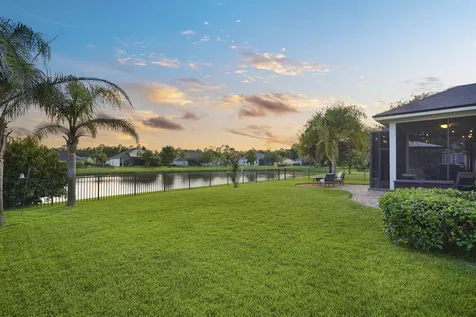 233 Parkwood Circle St Augustine FL 32086