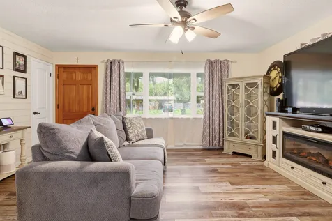 135 Crestwood Avenue Palatka FL 32177