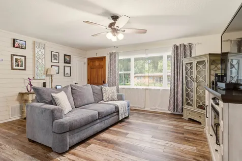 135 Crestwood Avenue Palatka FL 32177