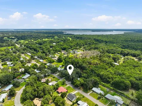 135 Crestwood Avenue Palatka FL 32177