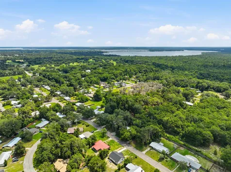 135 Crestwood Avenue Palatka FL 32177
