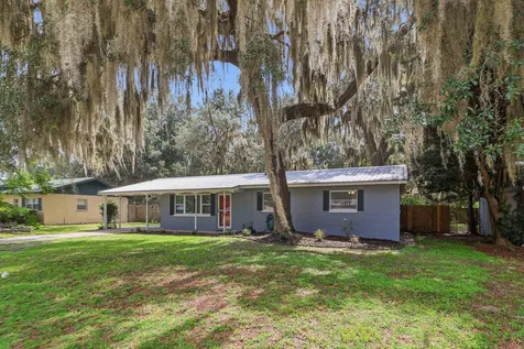 135 Crestwood Avenue Palatka FL 32177