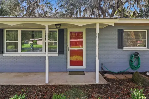 135 Crestwood Avenue Palatka FL 32177
