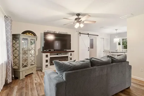 135 Crestwood Avenue Palatka FL 32177