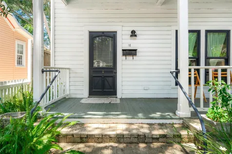 18 Locust Street St Augustine FL 32084