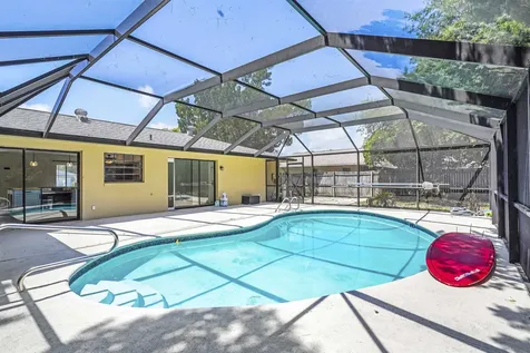 27 Blasdell Court Palm Coast FL 32137