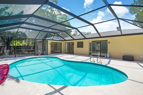 27 Blasdell Court Palm Coast FL 32137