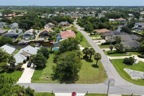 3 Cochran Lane Palm Coast FL 32137
