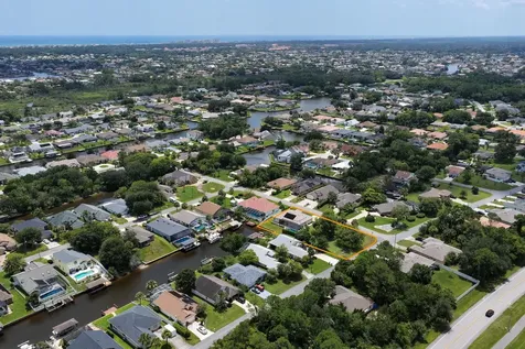 3 Cochran Lane Palm Coast FL 32137