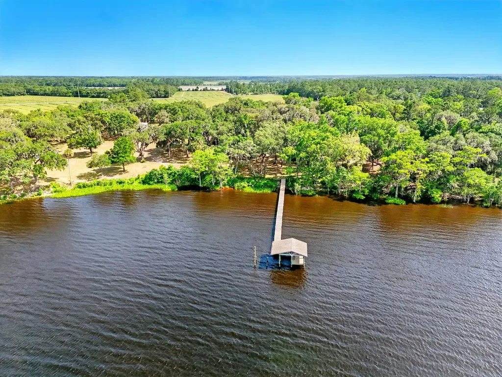 133 Federal Point Road East Palatka FL 32131