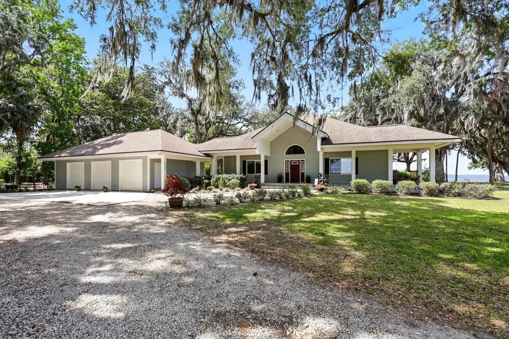 133 Federal Point Road East Palatka FL 32131