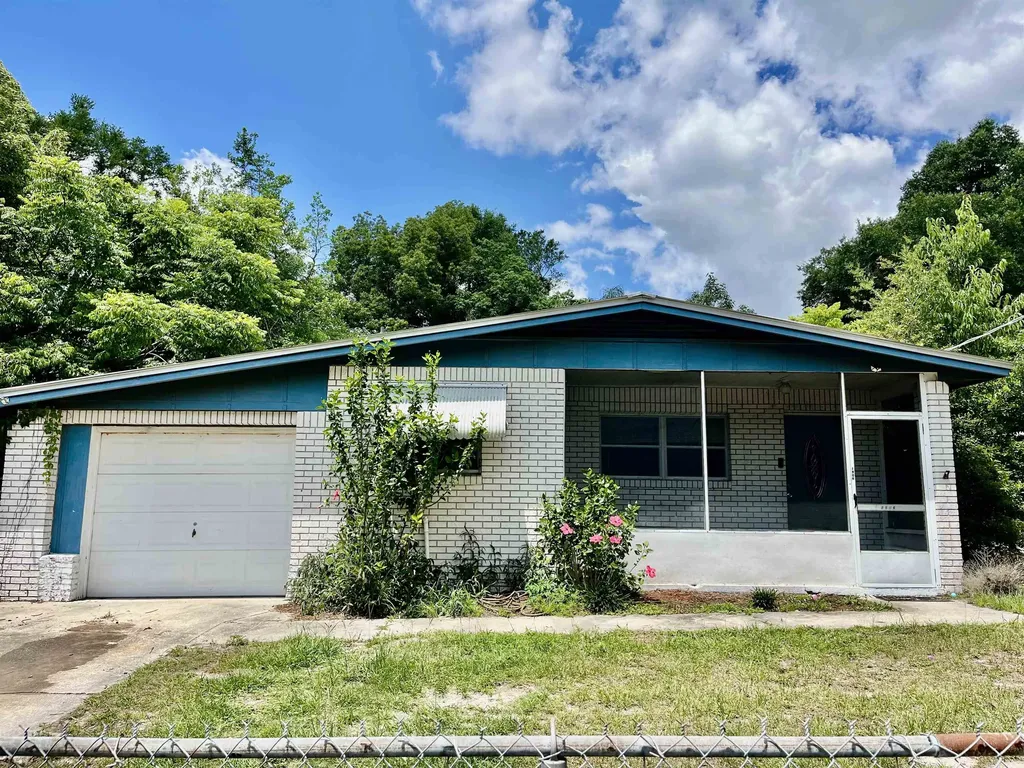 1906 Roselle Avenue Palatka FL 32177