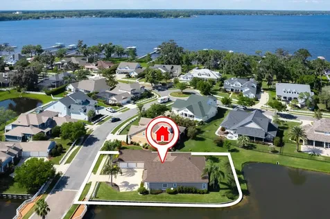 1851 Paradise Moorings Boulevard Middleburg FL 32068