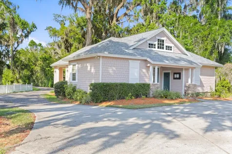 1851 Paradise Moorings Boulevard Middleburg FL 32068