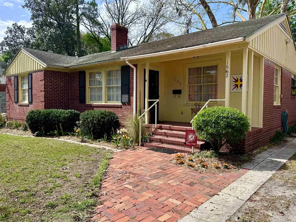 1662 Charon Road Jacksonville FL 32205