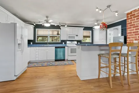 958 & 954 W Grand Rondo Crescent City FL 32112