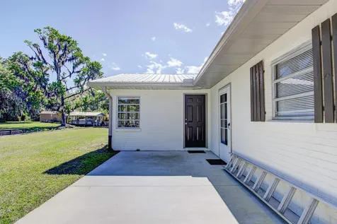 138 Hicks Avenue Crescent City FL 32112