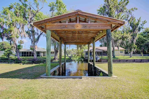 138 Hicks Avenue Crescent City FL 32112