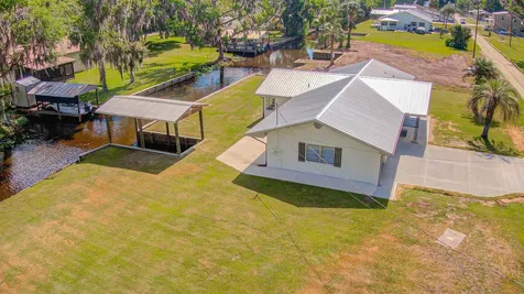 138 Hicks Avenue Crescent City FL 32112