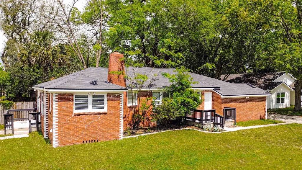 819 Mcduff Avenue Jacksonville FL 32205