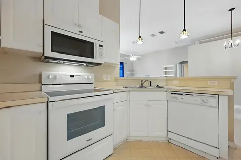 116 E Saint Johns Avenue Hastings FL 32145