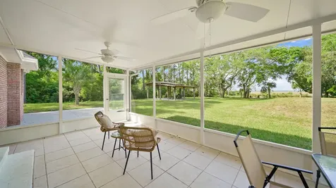 15592 Shark Road W Jacksonville FL 32226