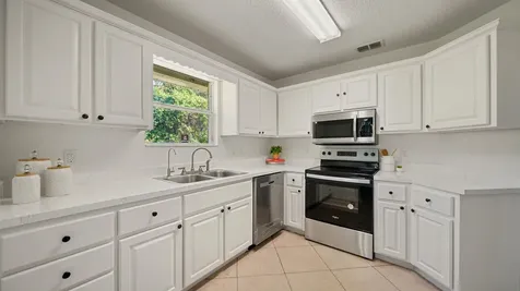 15592 Shark Road W Jacksonville FL 32226