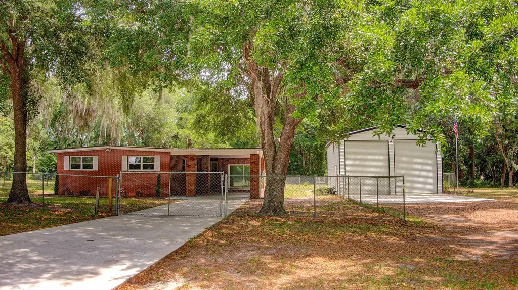 200 State Road 207 East Palatka FL 32131