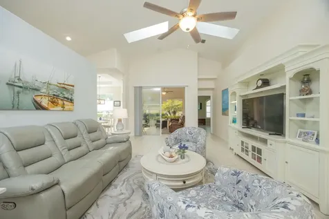 717 Crestwood Drive St Augustine FL 32086