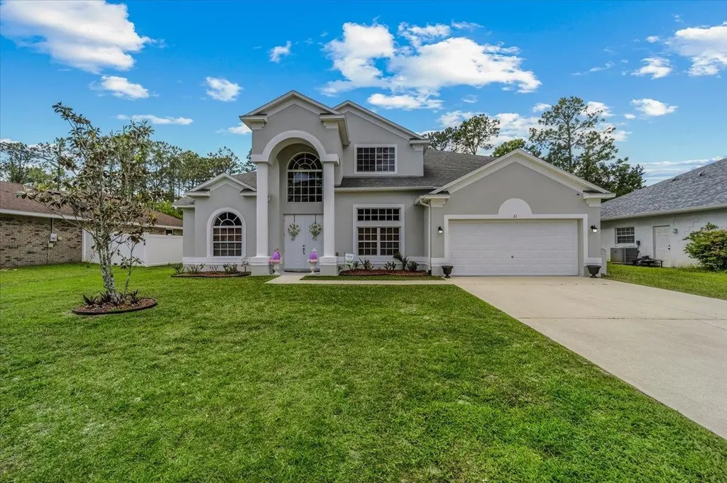 21 Whittingham Lane Palm Coast FL 32164
