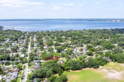 2565 Pineridge Road Jacksonville FL 32207