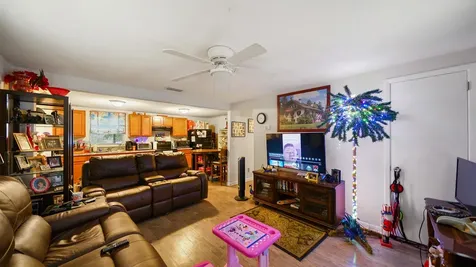 6056 George Wood Lane Jacksonville FL 32244