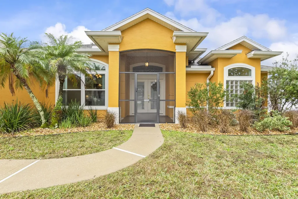 4 Eastgate Lane Palm Coast FL 32164