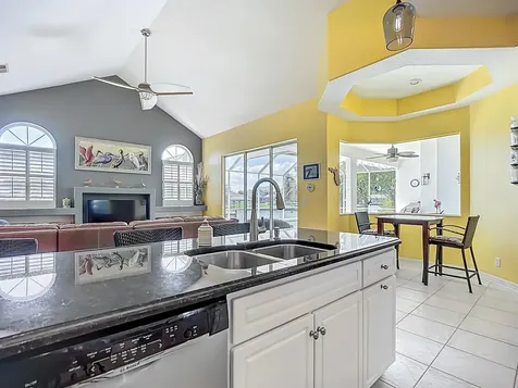 5 Cher Court Palm Coast FL 32137